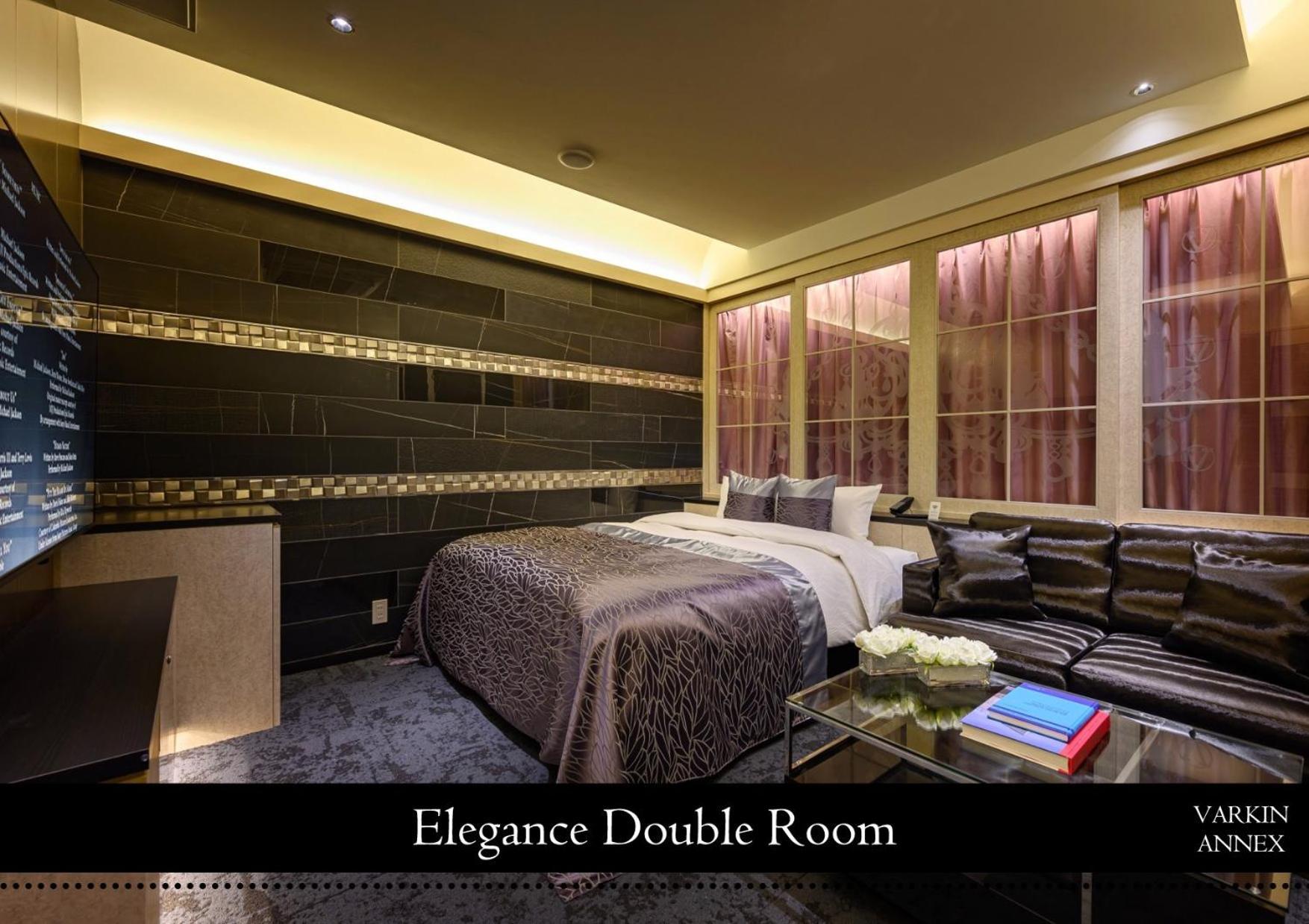 Varkin Annex โรงแรม 3*